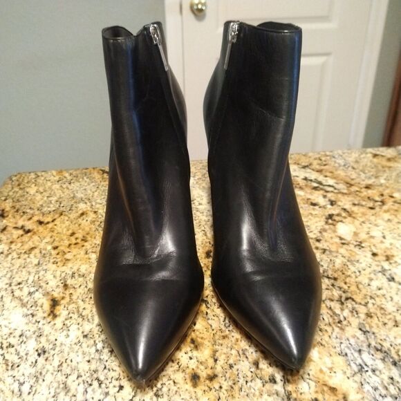 Marc Fisher LTD LUNNO Pointed Toe Block Heel Ankle Boot Size: 8M - Picture 5 of 14